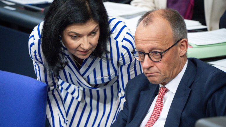 Wirtschaftsabschwung in Deutschland: Merz-Regierung handelt