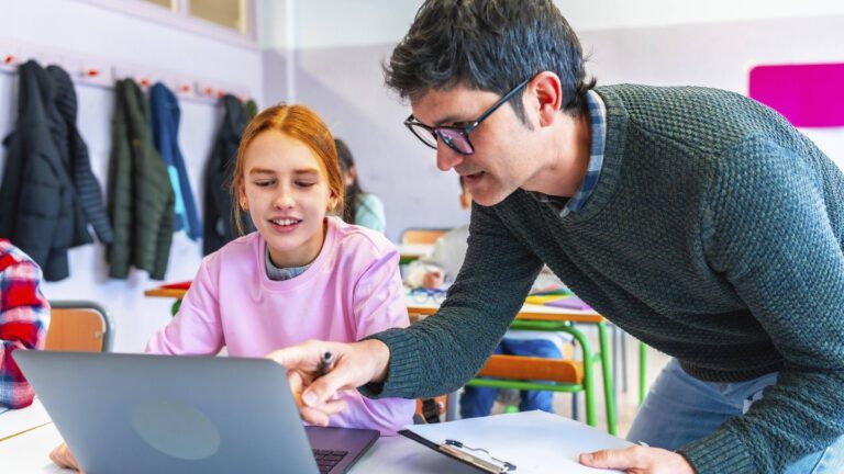 Lehrermeinungen zum Einsatz von KI in Schulen