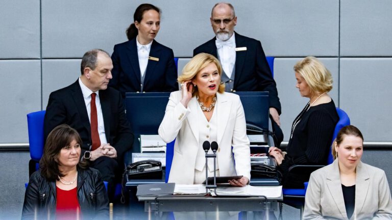 Erste Sitzung des 21. Bundestags im Überblick