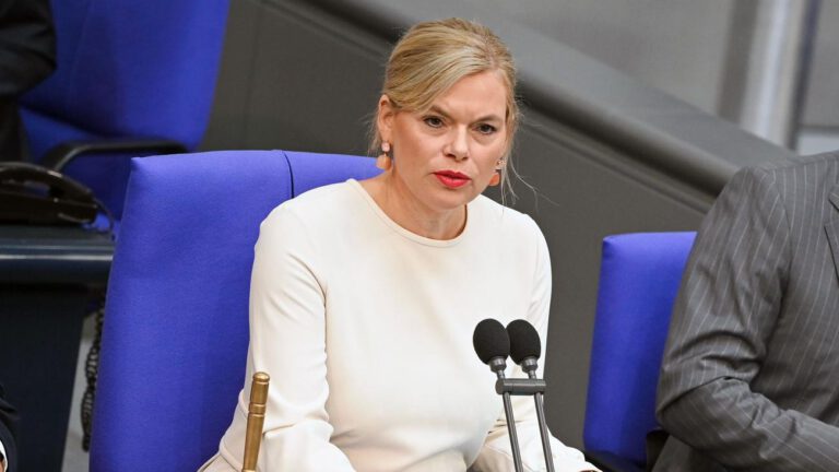 AfD-Eklat im Bundestag zur Srebrenica-Debatte