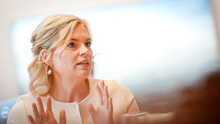 Klöckner setzt sich für Reform des Bundestagswahlrechts ein