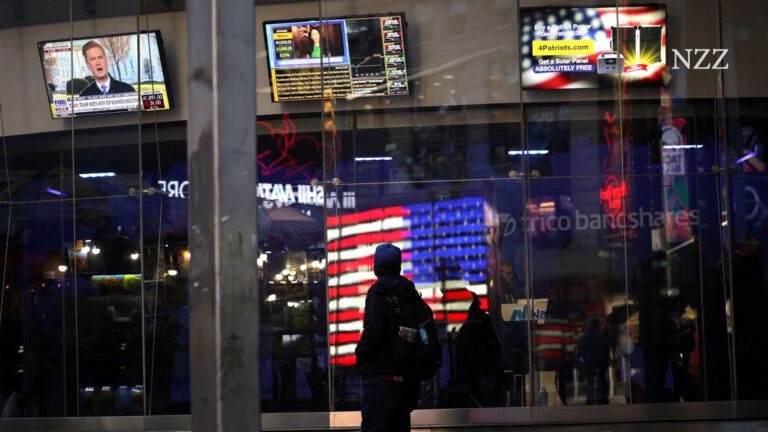 Anleger bleiben optimistisch – S&P 500, Nasdaq und Bitcoin auf Höchstständen