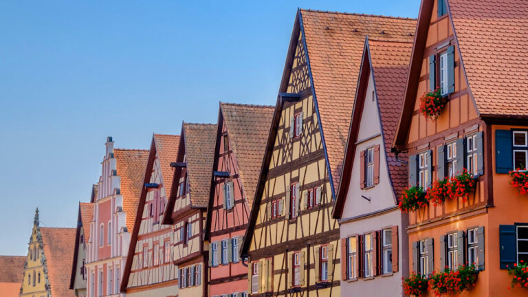 Wohlstand in Deutschland: Jobs, Kaufkraft und Immobilien