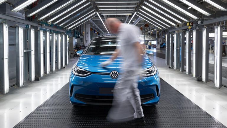 Deutsche kaufen E-Autos – jedoch nur unter bestimmten Bedingungen