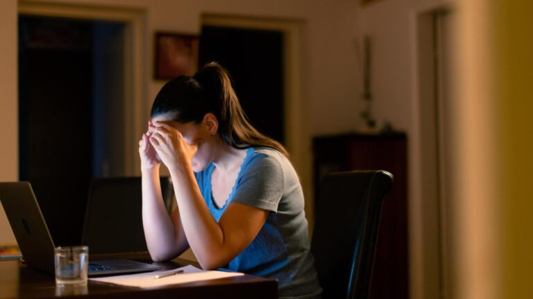 KI mangelnder Jugendschutz: Programm gibt Suizid-Anleitung weiter