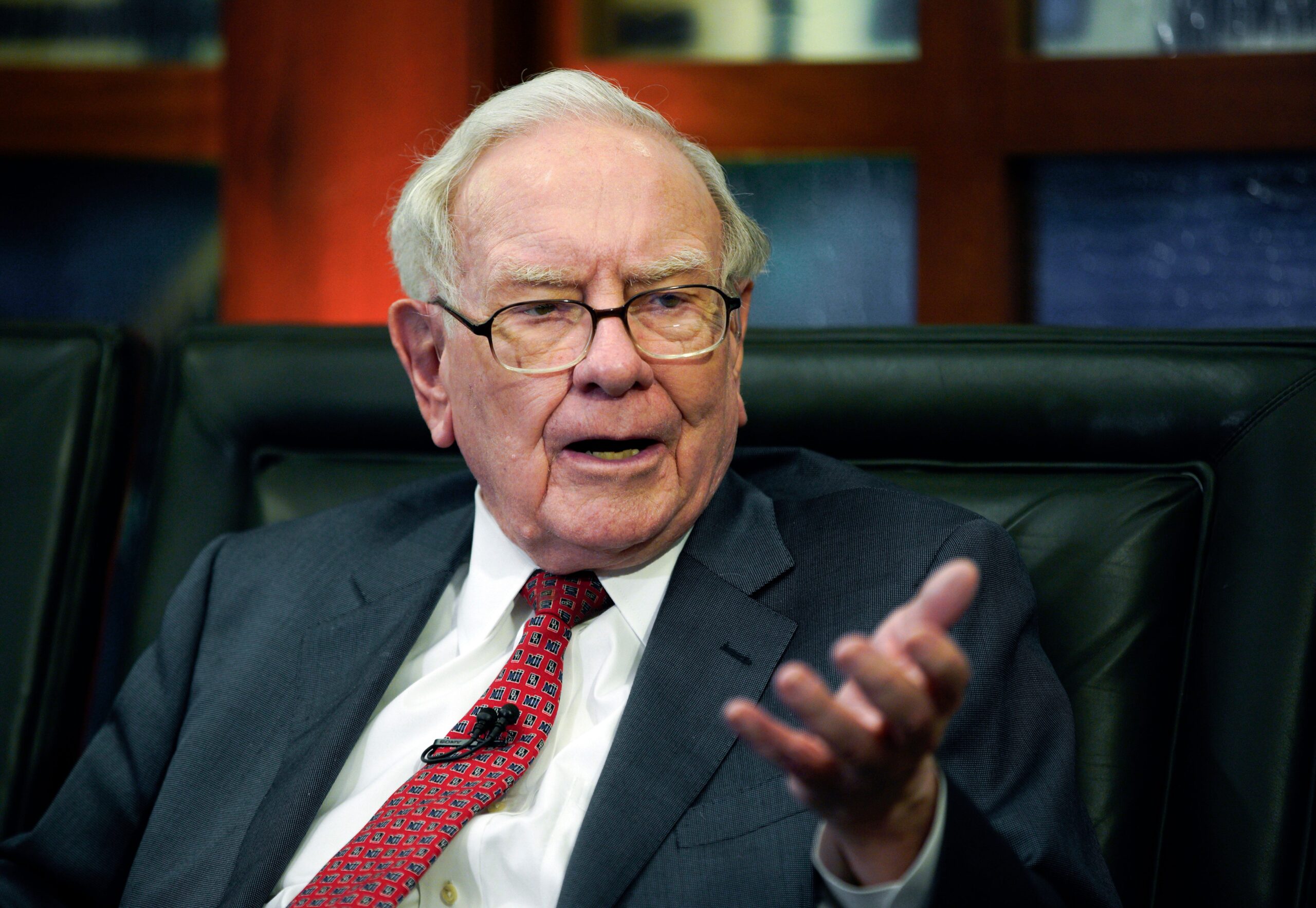 Warren Buffett reduziert Aktienanteile – Signal für den Markt?