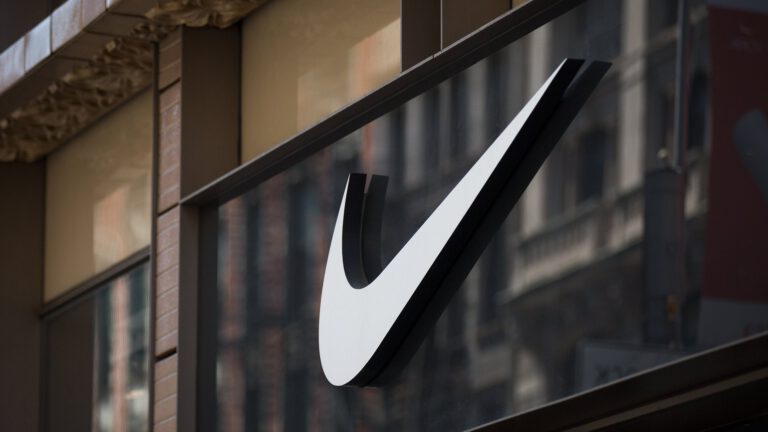 Nike-Sneaker für Spätsommer und Herbst entdecken