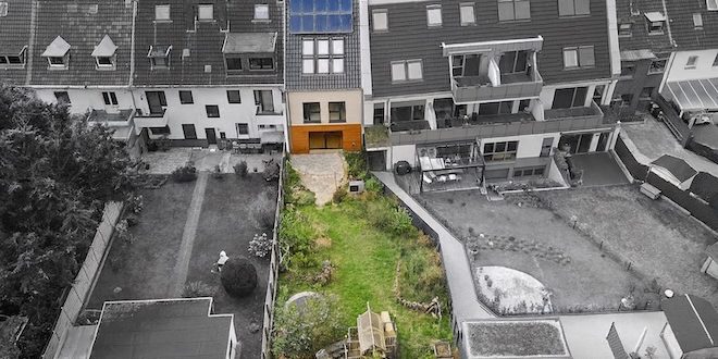 Stilvolles Architektenhaus: Urbanes Wohnen auf kleinem Raum