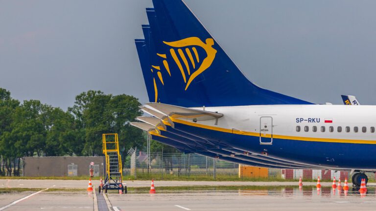Ryanair fordert Reform der mangelhaften Flugsicherheitsdienste