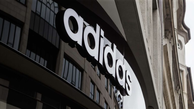 Der überraschende Adidas Sneaker wird 2025 zum Kultstück