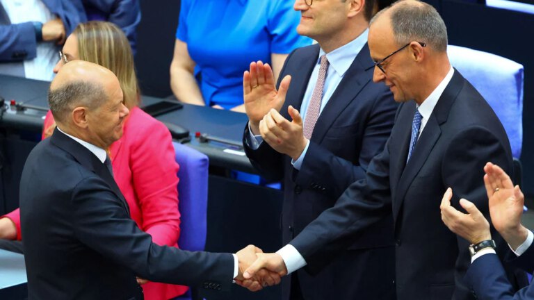 Politik in Deutschland: Merz, Scholz und der Umgang mit Zumutungen