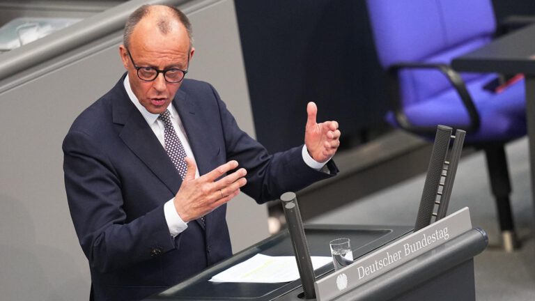 Bundestag debattiert finale Entscheidung zum Finanzpaket