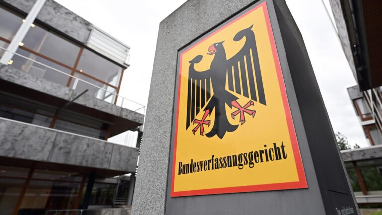 Bundestag verbessert Schutz für Bundesverfassungsgericht