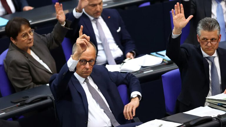 Bundestag ermöglicht neuen Kurs für Grundgesetz und Schuldenbremse