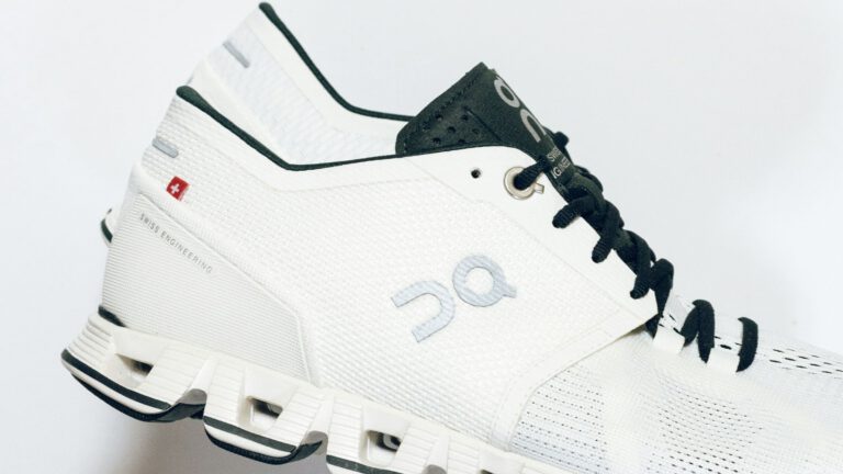 Der beliebteste Sneaker von On kommt in neuer Farbe zurück
