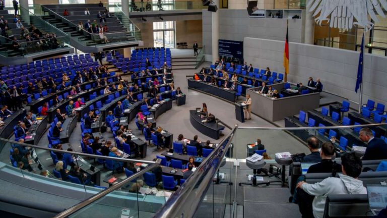 Termine zur Abstimmung über das Sondervermögen