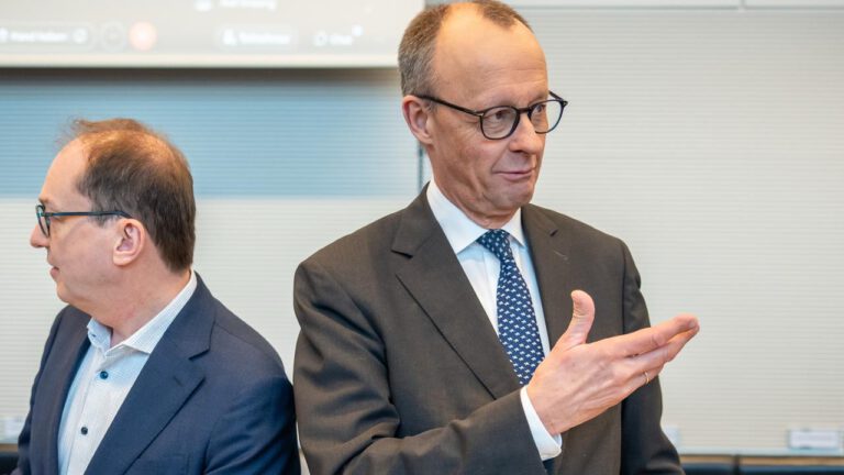 Finanzpaket im Bundestag: Überzeugungsarbeit erforderlich