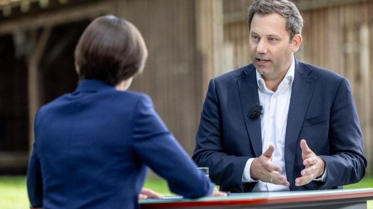 Klingbeil schließt Steuererhöhungen nicht aus