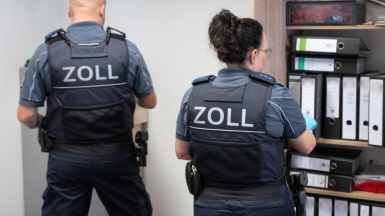 Zoll und Polizei führen Durchsuchungen in Rheinhessen durch