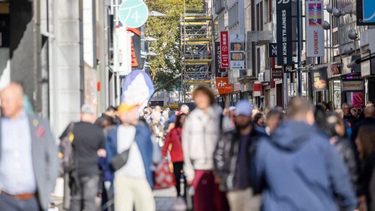 Deutsche Wirtschaft in der Stagnation: Experten warnen