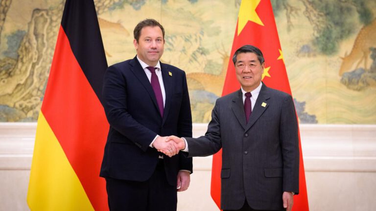 Klingbeil zu seltenen Erden: Chinas Reaktion auf Bedenken