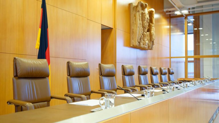 Abstimmung zu Verfassungsrichtern: Mehrheit oder Krise?