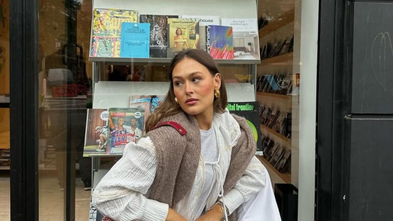 Trendiger Bow-Cardigan für den Winter 2025