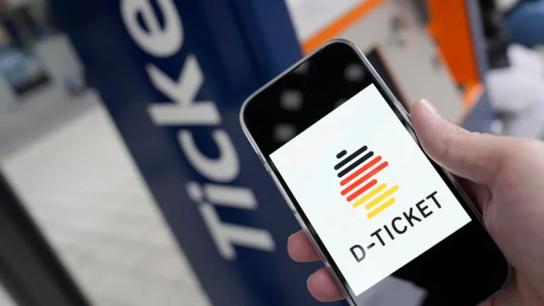 Ermäßigtes Deutschland-Ticket für Azubis in Niedersachsen