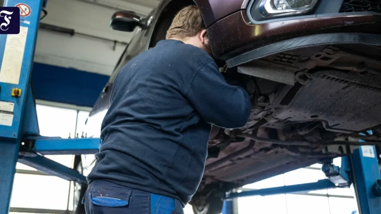 Inflation im November: Pflege und Hotels verteuern sich