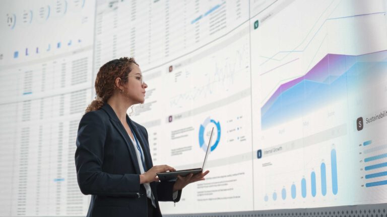 KI für CFOs: ROI steigern, Daten nutzen, Governance verbessern