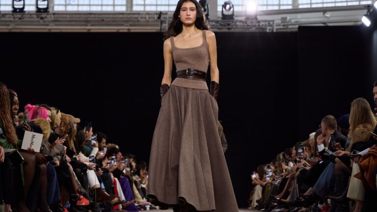 Zeitlose Modetrends für den Herbst 2025