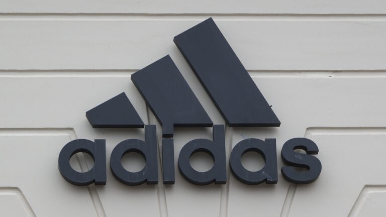 Der Olivgrün-Samba von Adidas: Trendfarbe für den Winter 2025