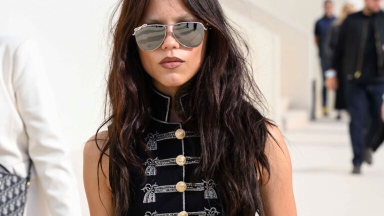 Husaren-Jacken: Die Rückkehr der Fantasieuniformen