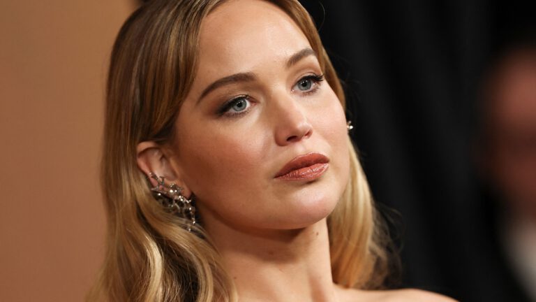 Modeprofis stylen 2025 Jeans-Look neu mit H&M-Piece