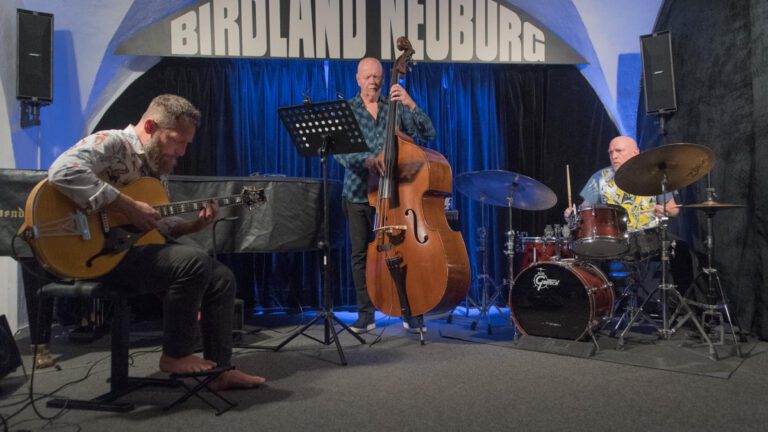 Libor Smoldas Trio begeistert mit Stil und Improvisation