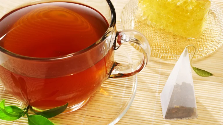 Ernährung bei Blasenentzündung: Vorbeugen und Helfen