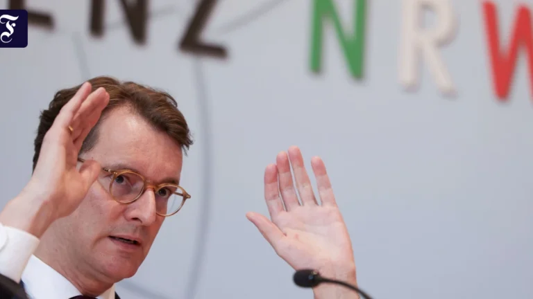 Grüne fordern verpflichtende Musterung junger Männer