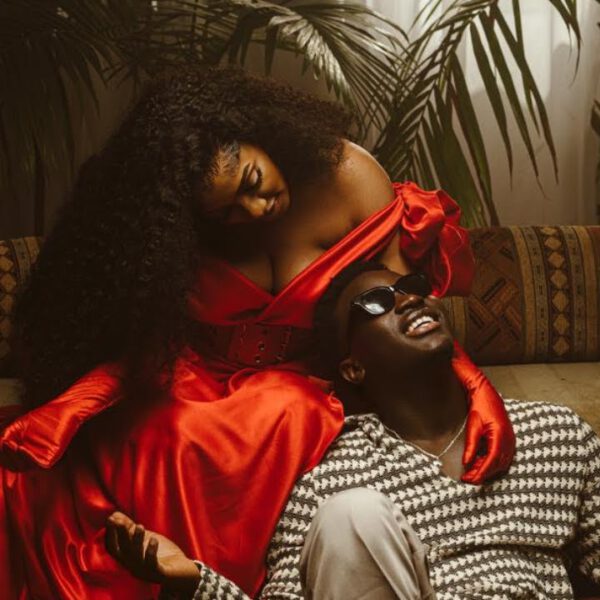 AK und Djelykaba Bintou – Habitude (Offizielles Video)