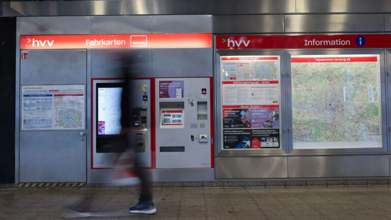 Deutschlandticket für Hamburger ab 67 Jahren ab Mai