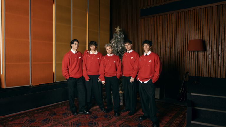 Elevator Boys – Jingle Bell Rock (Amazon Music)