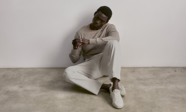 Sanvt präsentiert erste Sneaker-Kollektion 1st-blue