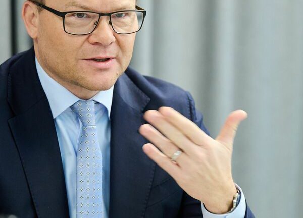 Bundesregierung plant Reform des Heizungsgesetzes bis Januar.