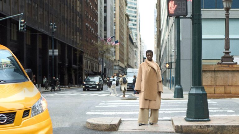 Großstadtmode: 7 vielseitige Looks für Job und Freizeit