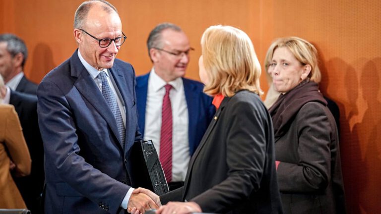 Kabinett beschließt neue Grundsicherung: Bürgergeld weg