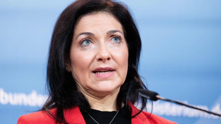 Reiche in Deutschland verlangen höhere Arbeitszeiten