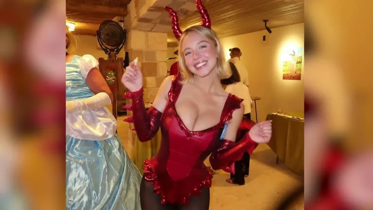 Hollywood-Star begeistert mit einem engen Outfit