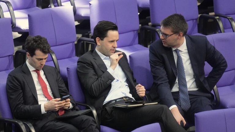 Rentenpaket: Sinkt der Widerstand der jungen Generation?