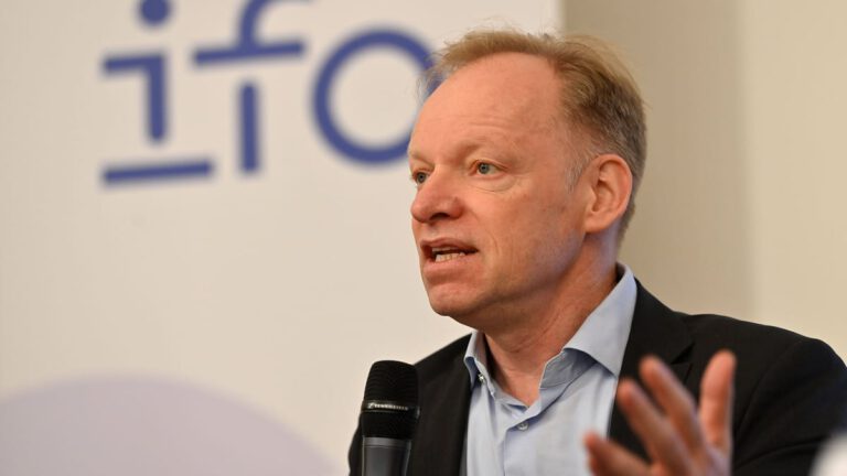Ifo-Chef Wuest warnt Merz: Dringender Wirtschaftswandel erforderlich