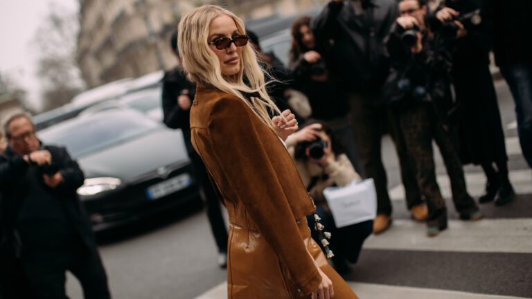 Braun ideal kombinieren – Tipps von Modeexperten