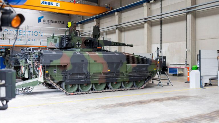 Bund bestellt 200 Schützenpanzer und 84 Haubitzen